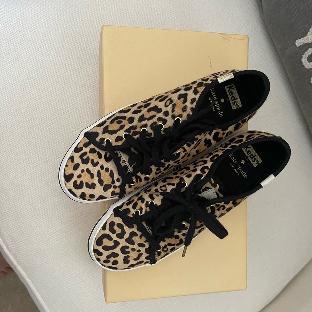 Kate Spade- 4M - Picture 2 of 2